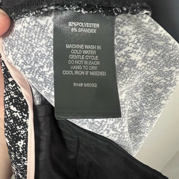 Paraphrase Black and White allover Pattern Women's Dress Pant Trousers size 10 - Picture 4 of 6